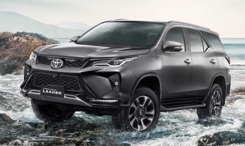 Toyota Fortuner Leader