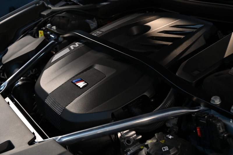 BMW M760e xDrive