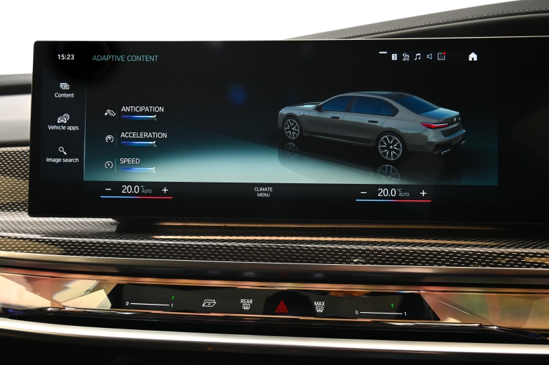 BMW M760e xDrive