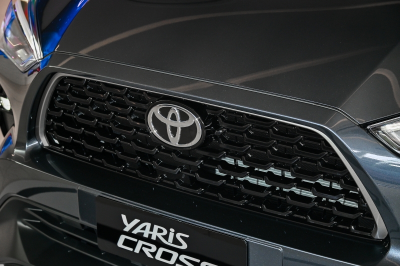 Toyota YARIS CROSS HEV PREMIUM