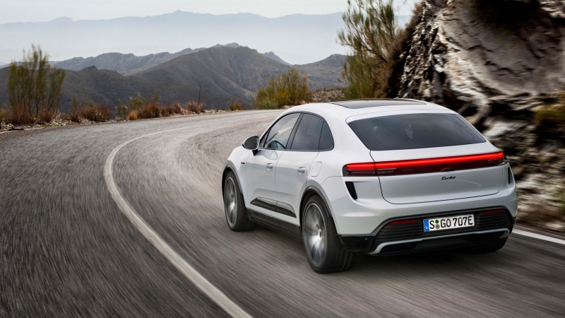 All-new Porsche MACAN