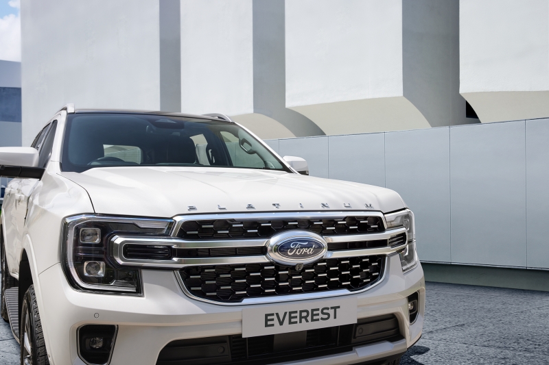 Ford Everest Platinum V6 3.0 ลิตร