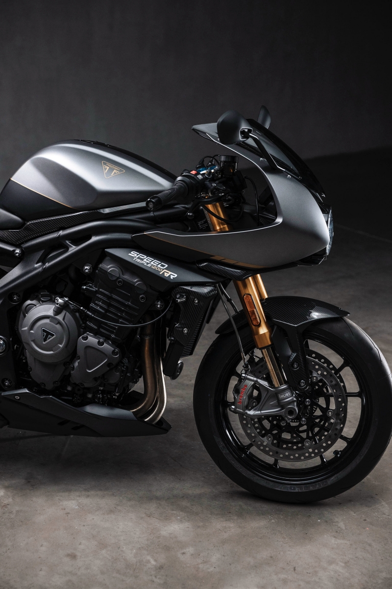 Triumph Speed Triple 1200 RR Breitling