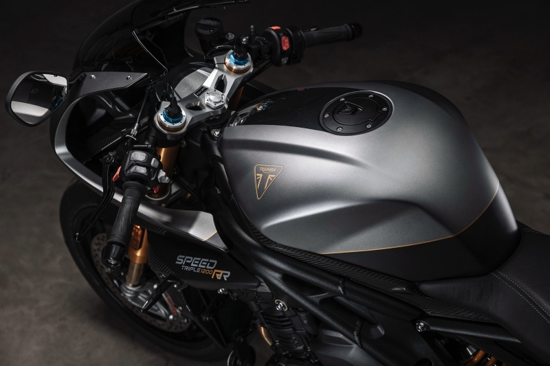 Triumph Speed Triple 1200 RR Breitling