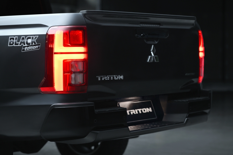 Mitsubishi Triton Black Edition