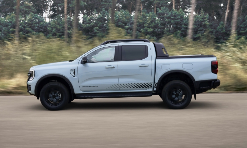 Ford Ranger PHEV 2025