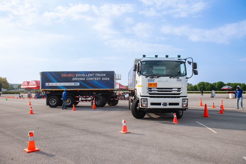 อีซูซุส่ง Isuzu King of Trucks Euro5 Max เฟ้นหา 