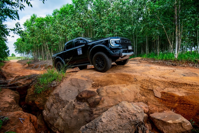 Ford Ranger RAPTOR คว้าแชมป์รุ่นโปรดักชัน TRRC สนามที่ 3