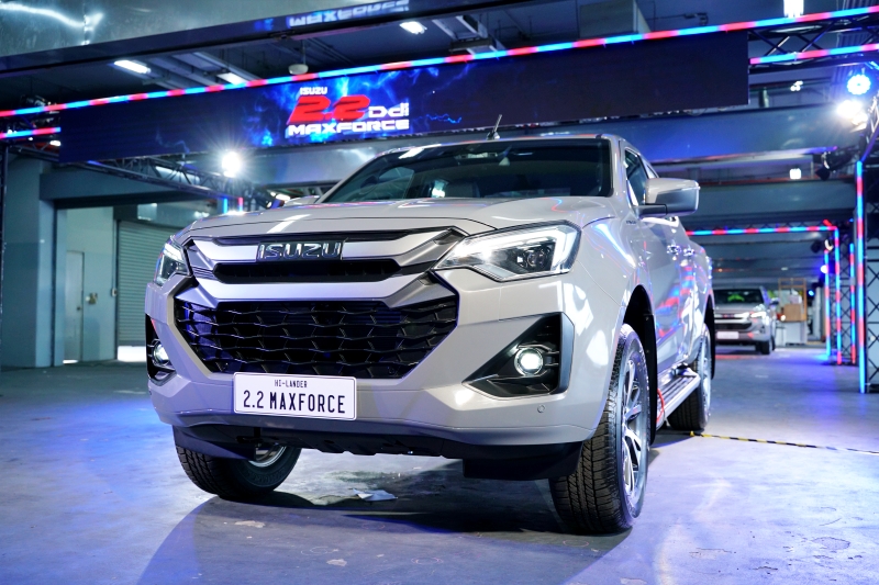 Isuzu D-Max 2.2 MAXFORCE สีเทา Elbrus Gray Opaque ใหม่