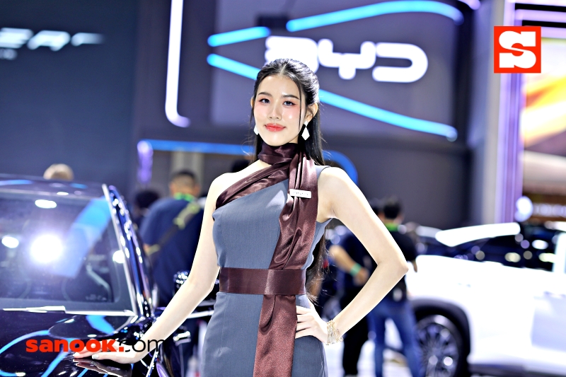 ส่องความน่ารักพริตตี้ MOTOR EXPO 2024