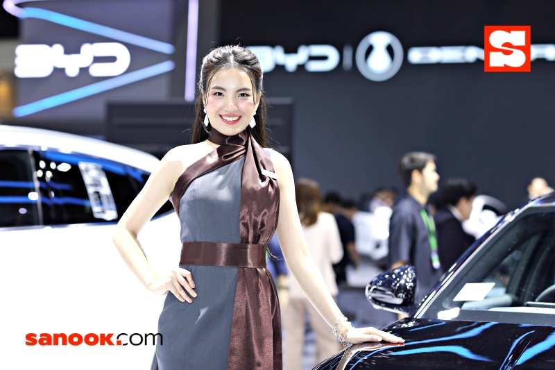 ส่องความน่ารักพริตตี้ MOTOR EXPO 2024