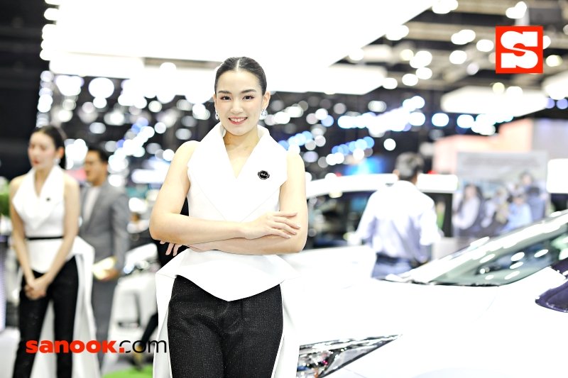 ส่องความน่ารักพริตตี้ MOTOR EXPO 2024