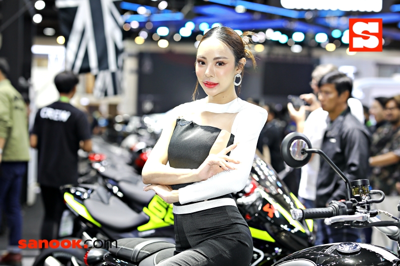 ส่องความน่ารักพริตตี้ MOTOR EXPO 2024