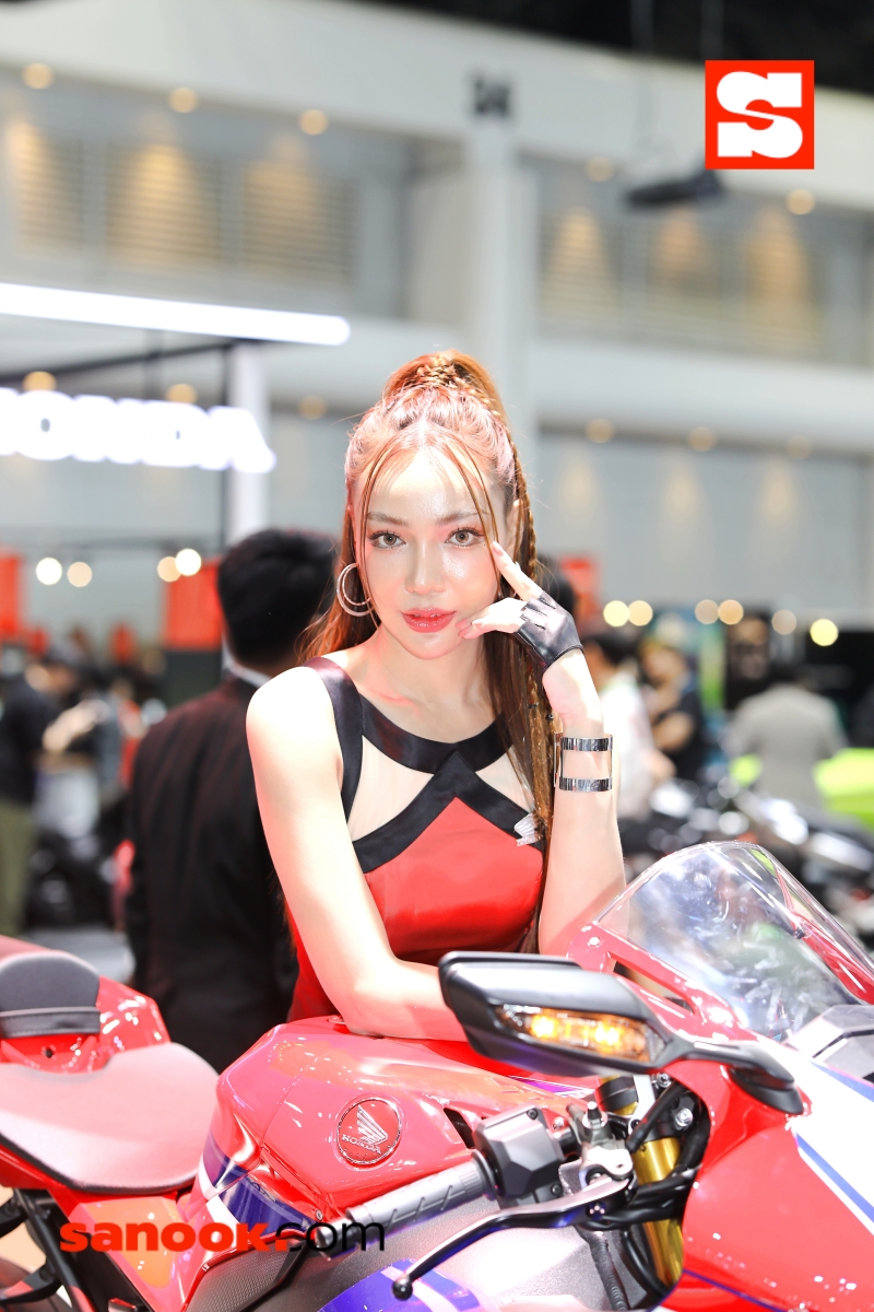 ส่องความน่ารักพริตตี้ MOTOR EXPO 2024