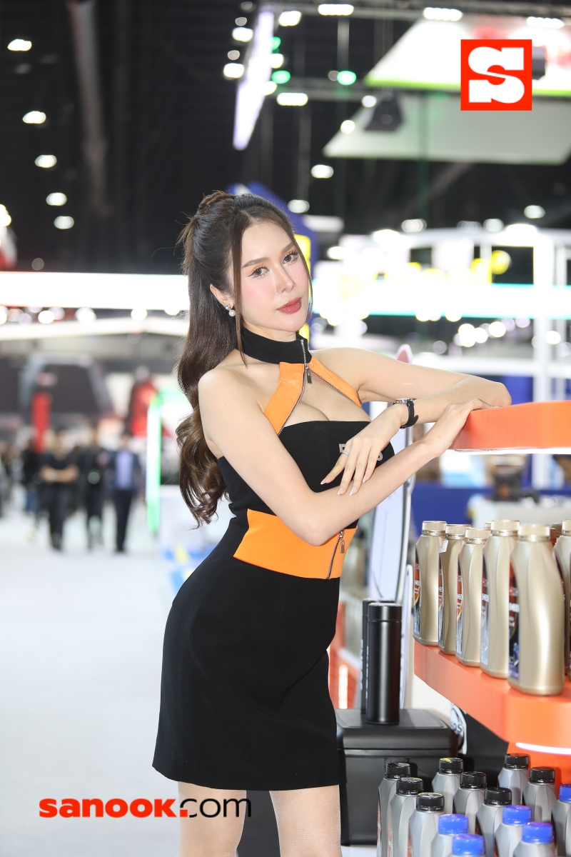 ส่องความน่ารักพริตตี้ MOTOR EXPO 2024