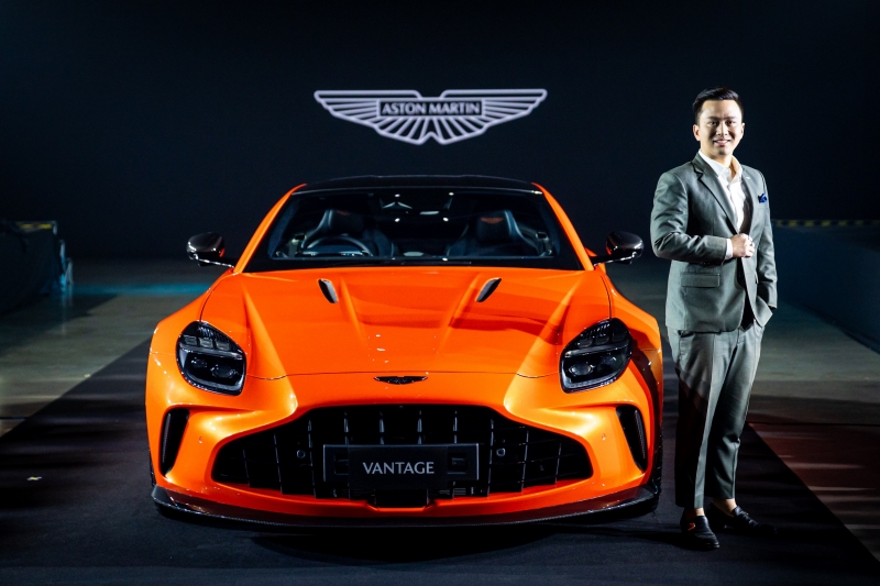 Aston Martin VANTAGE 2025