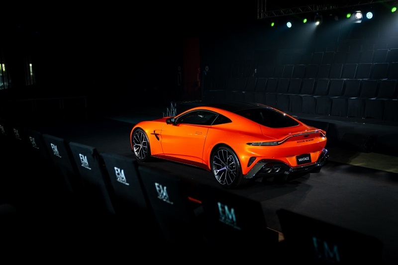Aston Martin VANTAGE 2025