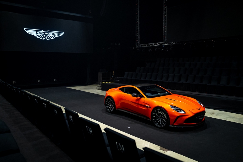 Aston Martin VANTAGE 2025