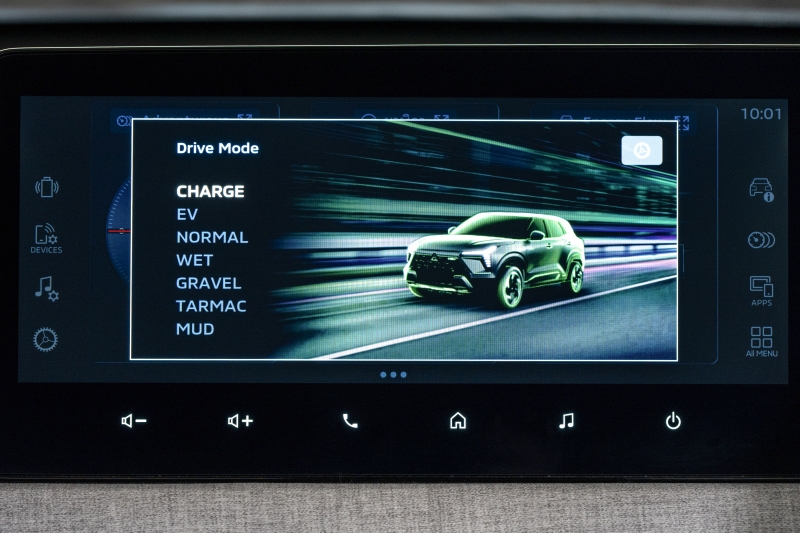 Mitsubishi XFORCE HEV