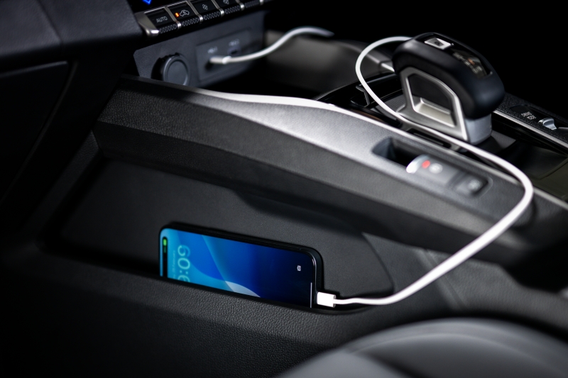 Mitsubishi XFORCE HEV