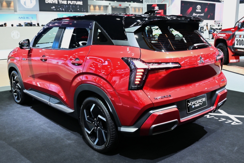 Mitsubishi XFORCE HEV 2025