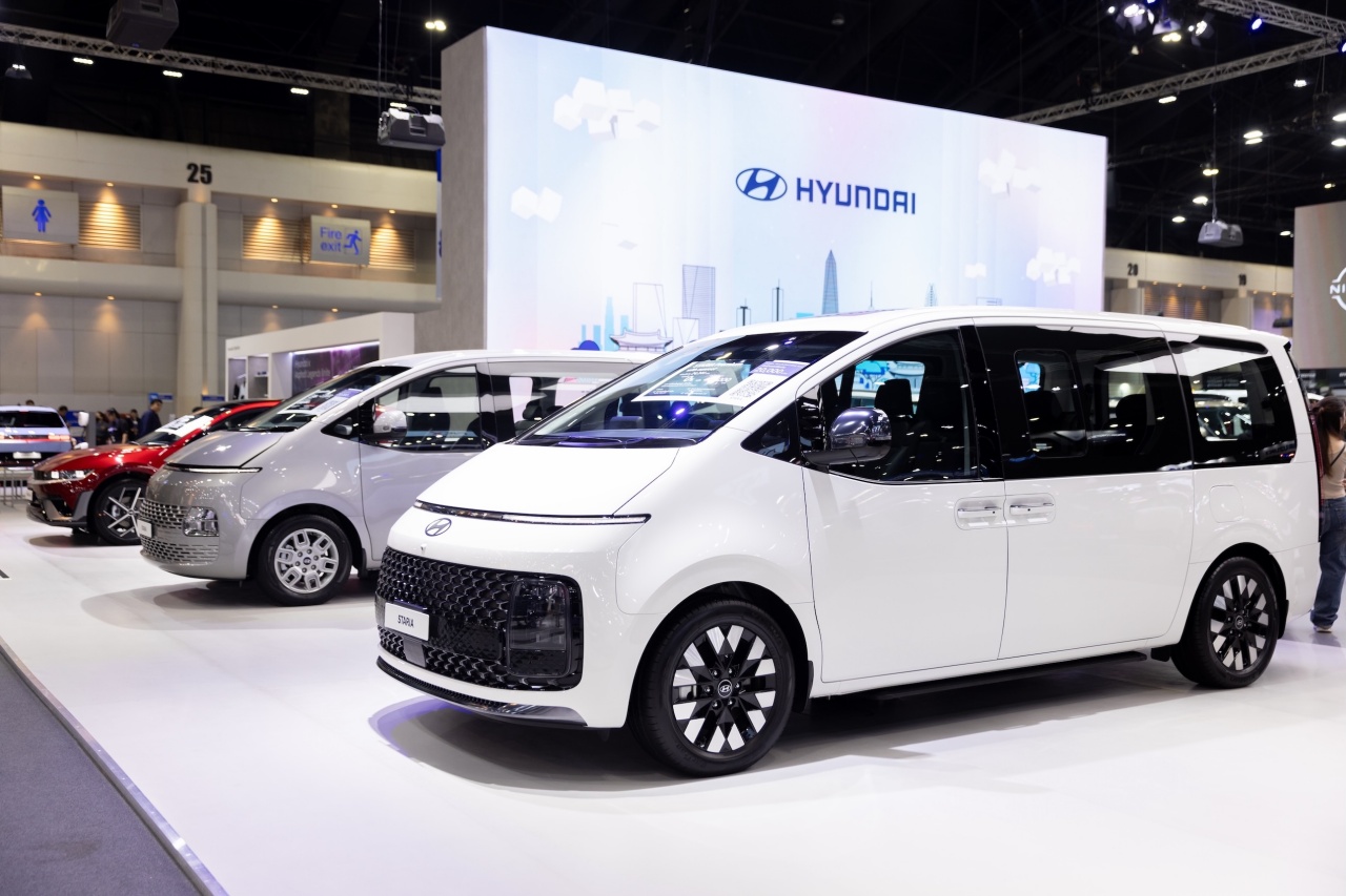 ็Hyundai Staria