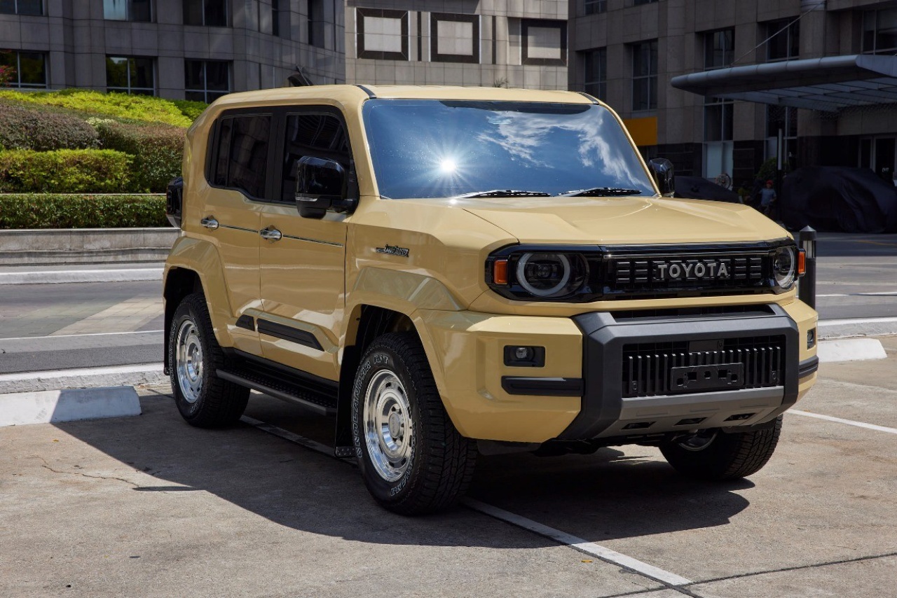 Toyota Land Cruiser FJ