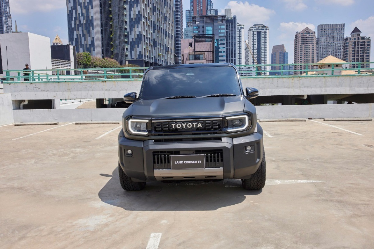 Toyota Land Cruiser FJ