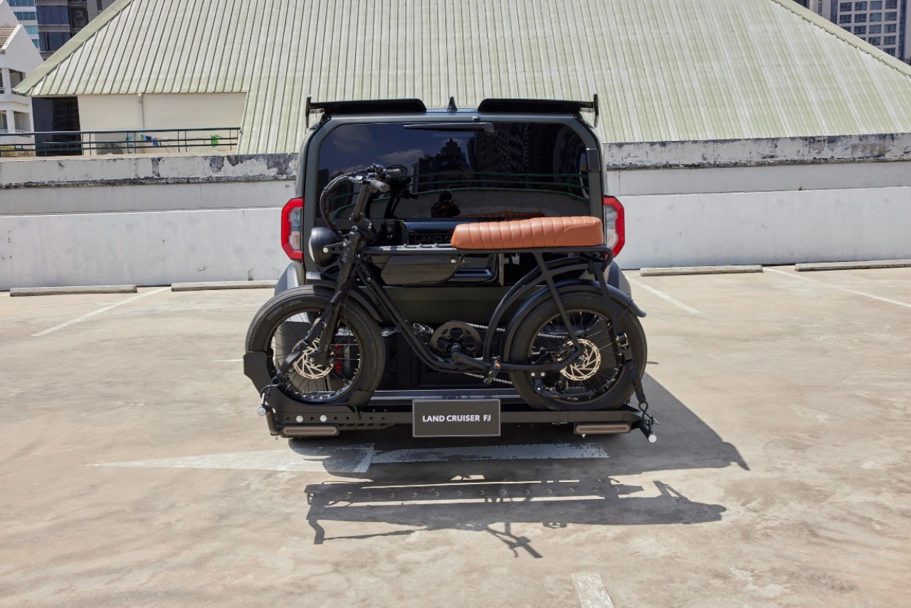 Toyota Land Cruiser FJ