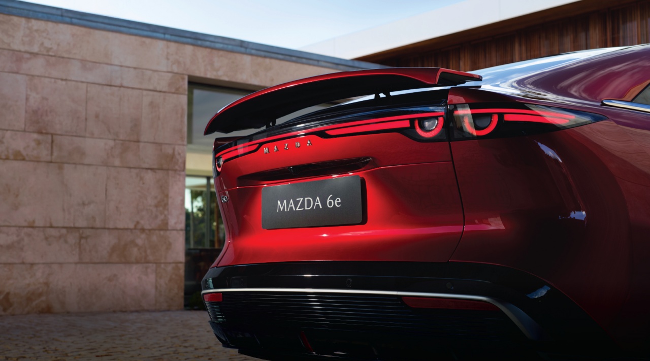 Mazda6e