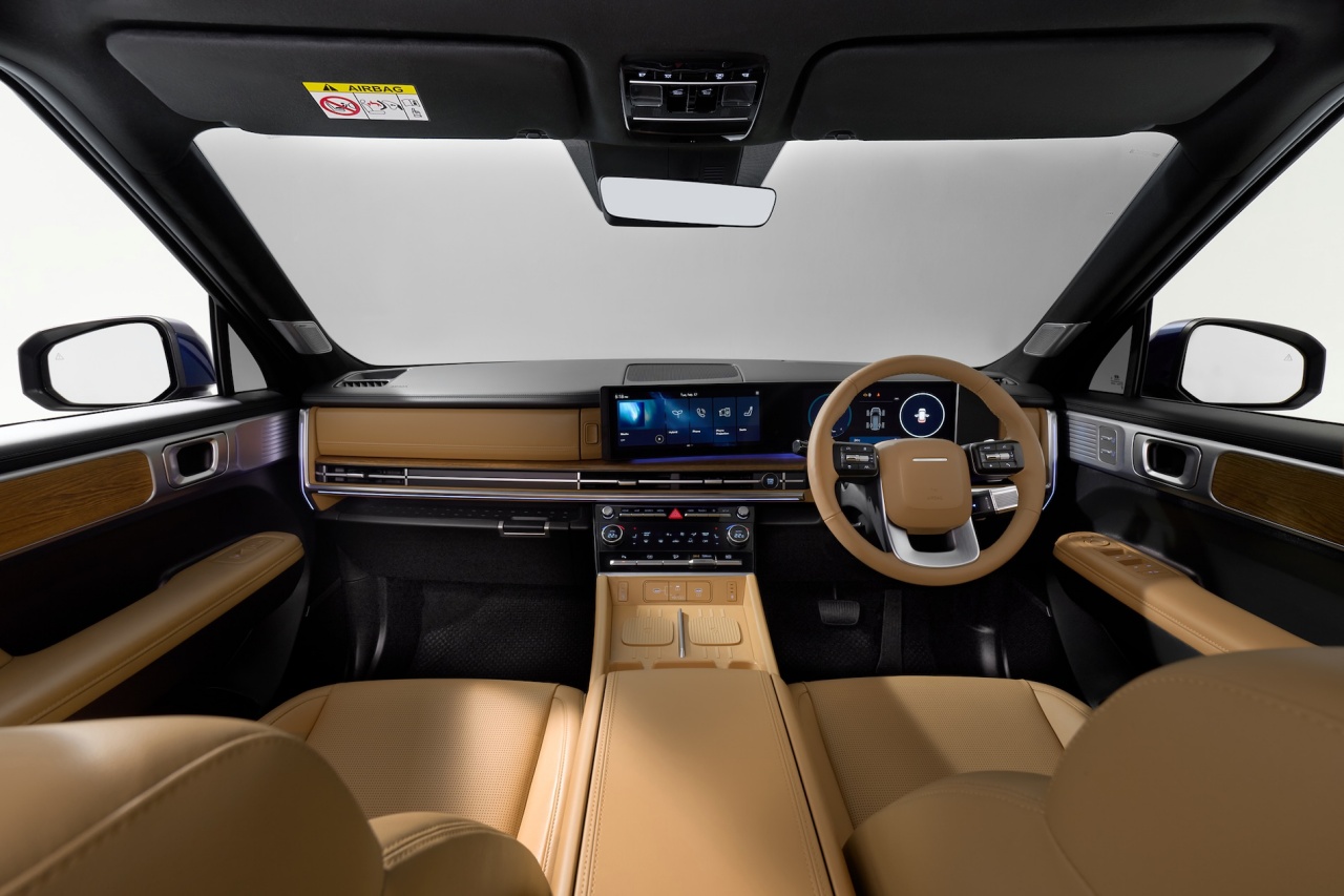 Santa FE Hybrid HTRAC AWD 