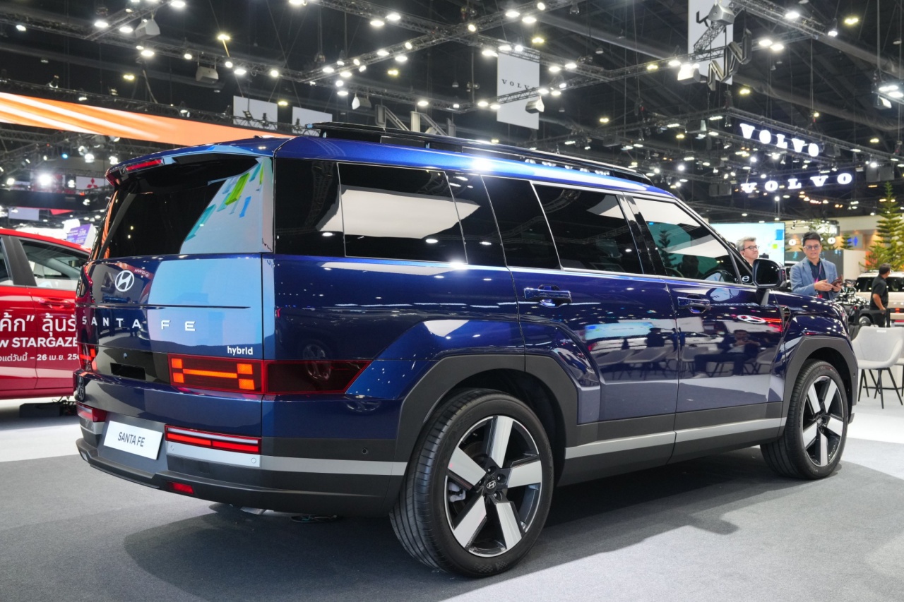 Santa FE Hybrid HTRAC AWD 