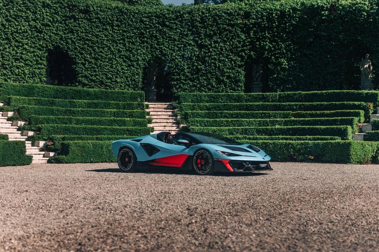 Lamborghini Fenomeno Roadster
