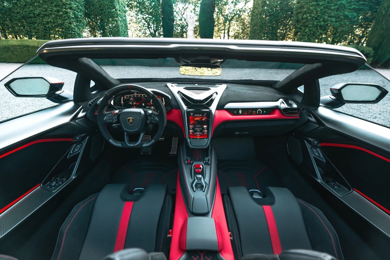 Lamborghini Fenomeno Roadster