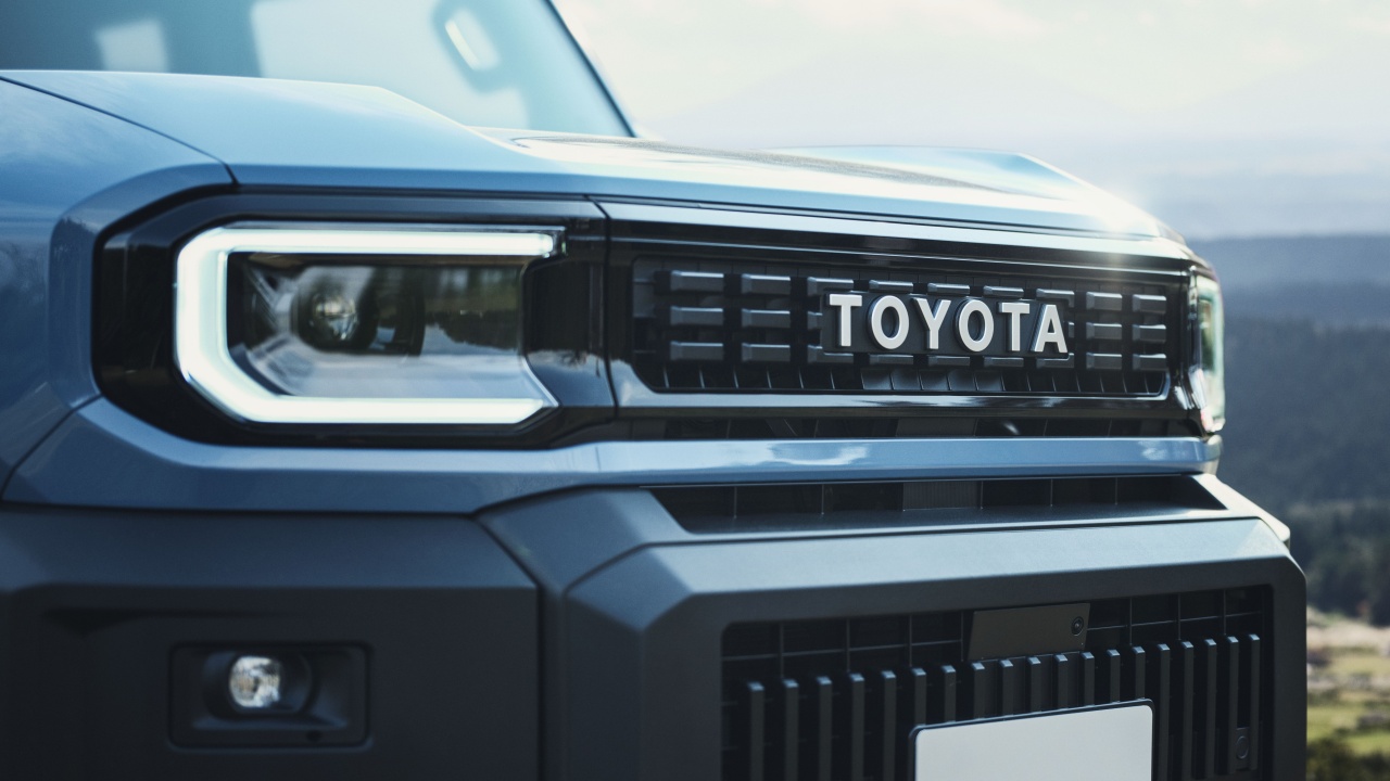 Toyota Land Cruiser FJ