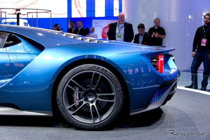 Ford GT