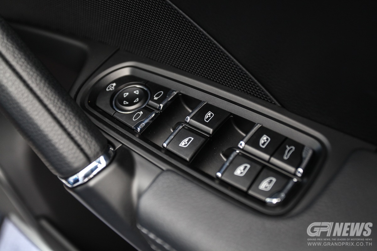 Porsche Cayenne S E-Hybrid 09