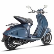 Vespa 946_Metallic_Blu _2