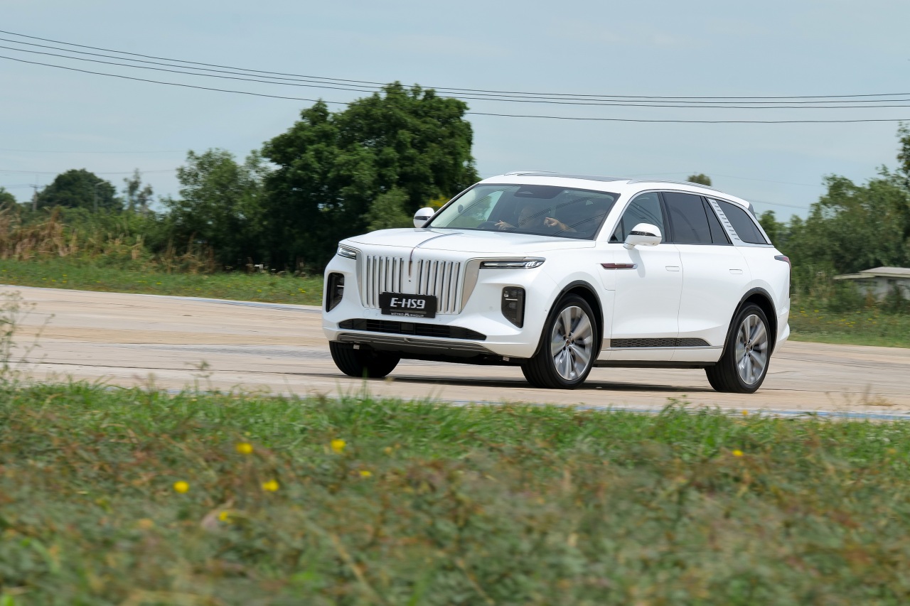 HONGQI E-HS9