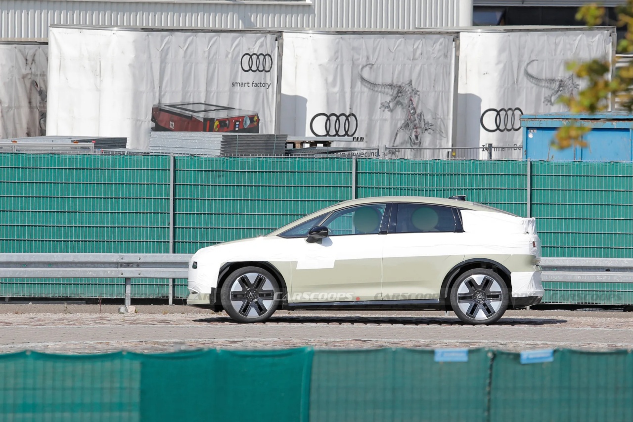 Spyshot Audi A2