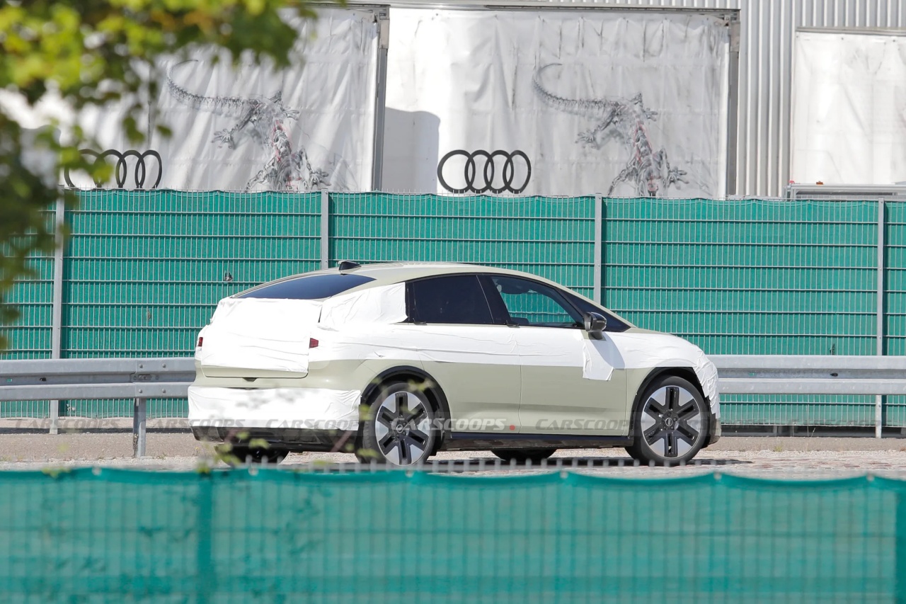 Spyshot Audi A2