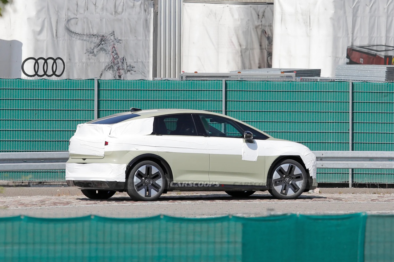 Spyshot Audi A2