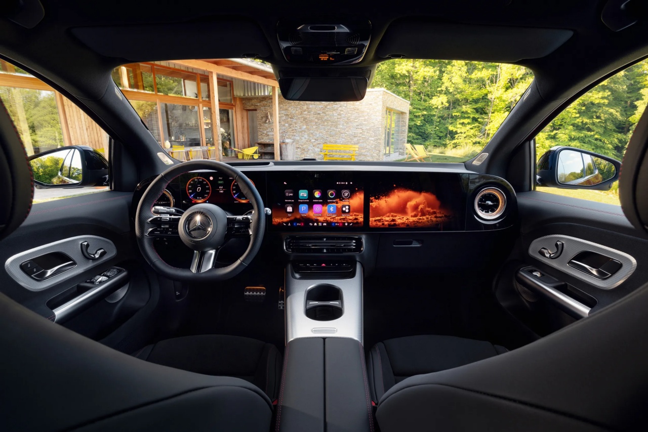 Mercedes-Benz GLA ใหม่ 