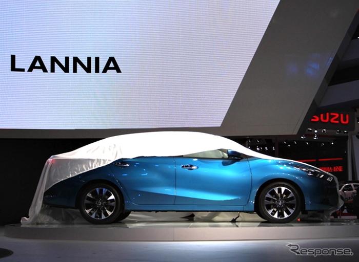 Nissan Lannia