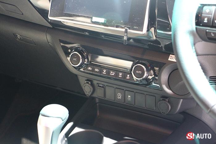 Toyota Hilux Revo 2015 