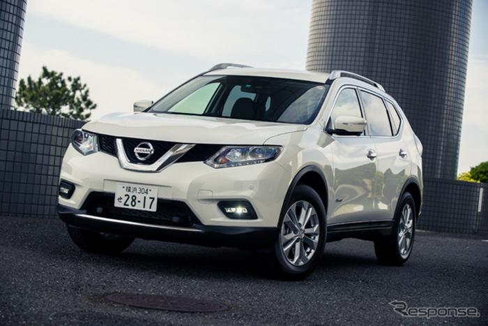 Nissan X-Trail Hybrid 