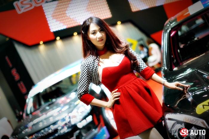 พริตตี้ Auto Salon 2015