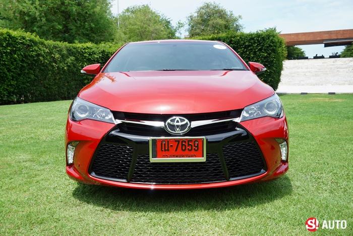 Toyota Camry Esport