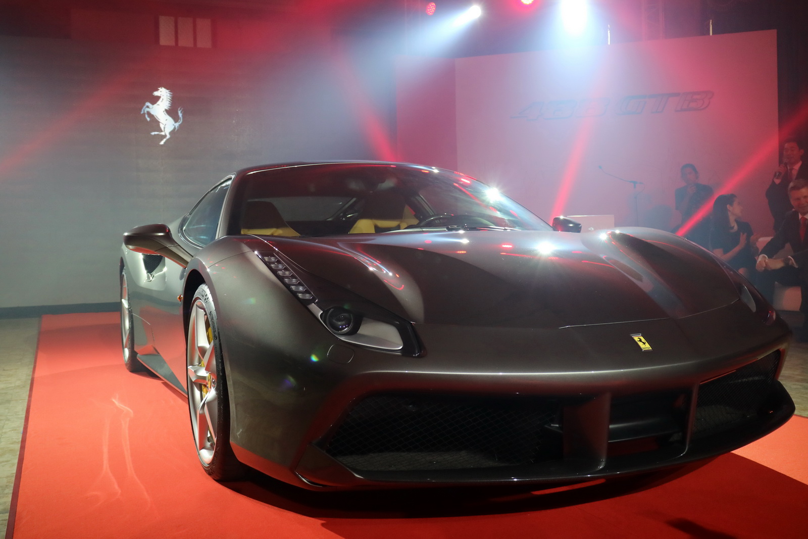 ferrari_488GTB_17