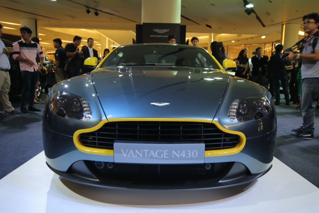 aston_martin_n430_10